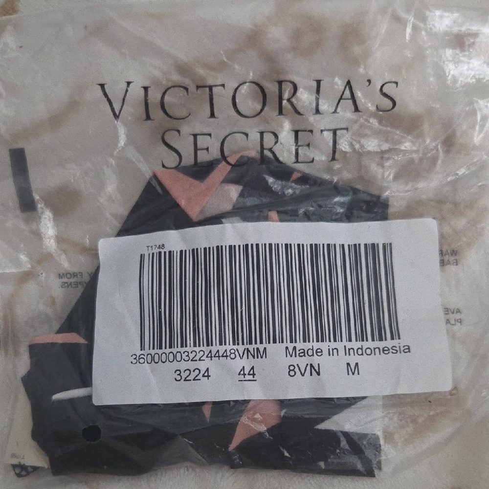 Victoria's Secret Black and Pink Panties
